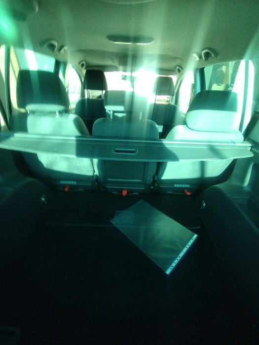 Van vw touran an 2007