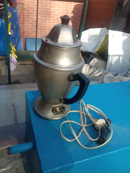 Продам.советский.эл чайник.