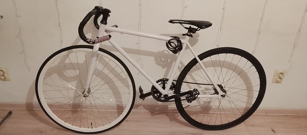 Продам фикс            .