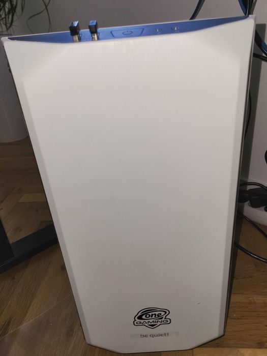 Gaming PC GPU 16GB RX6800 Ryzen 5 5600x 24gb RAM