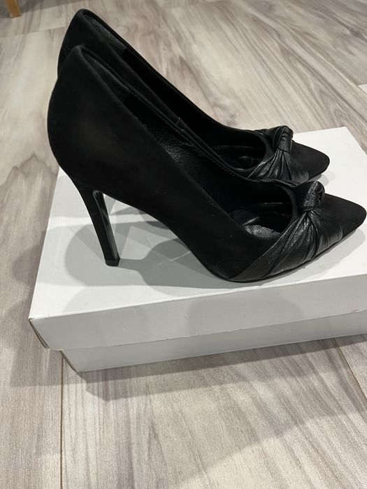 Дамски обувки на ток