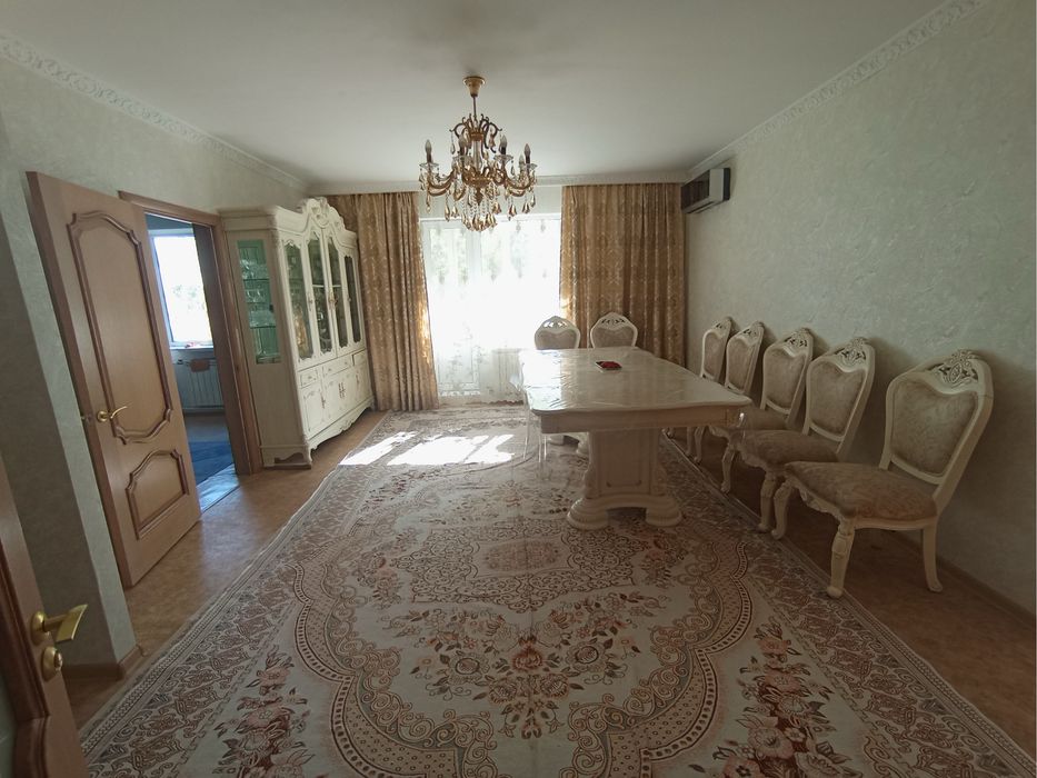 Сатылады! 6 бөлмелі пәтер