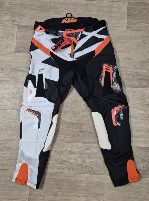 Мотоштаны KTM для эндуро.