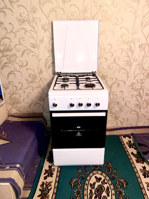 Продам газ плиту Рабочая