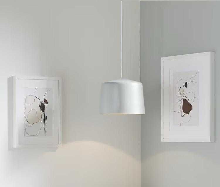 Lustră nouă din metal Tchibo (albă) + bec LED cu dimmer