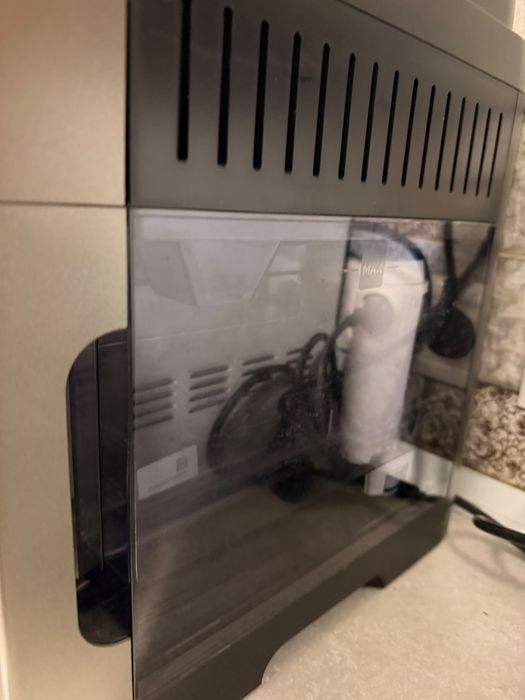 Vand espressor DeLonghi Magnifica EVO