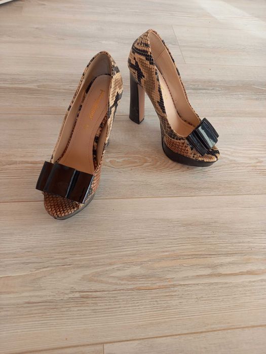 Обувки дамски високи