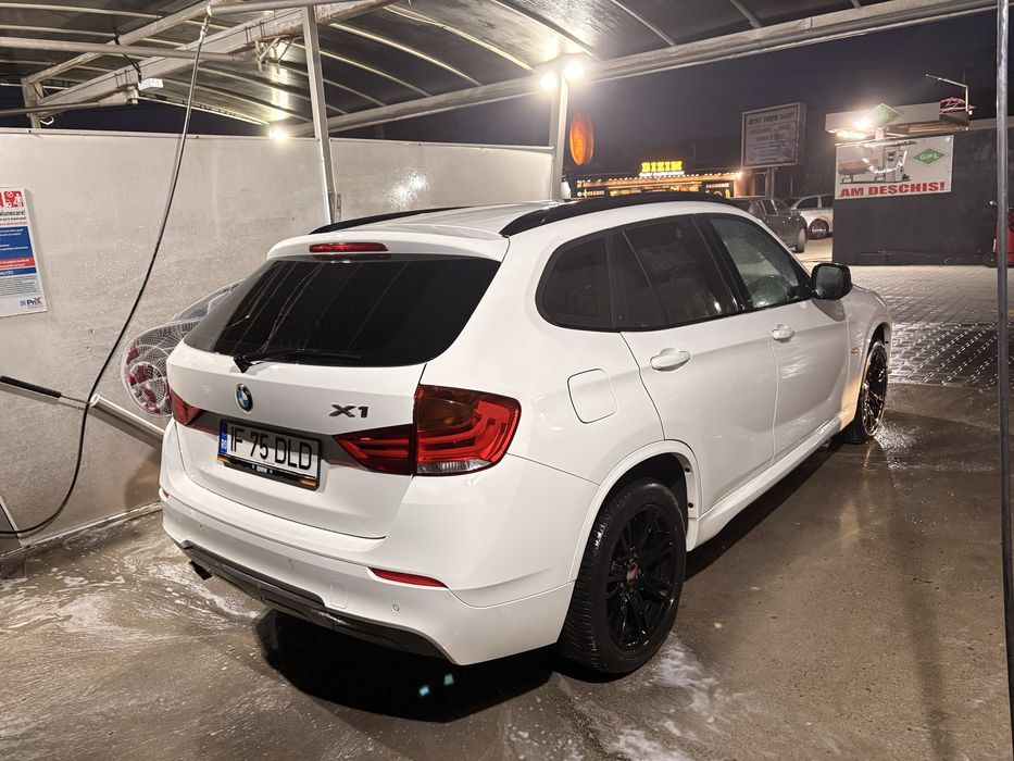 BMW X1 2011 benzină, 6.300 € — imagine 4