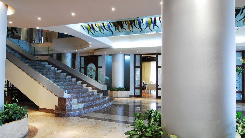 OIKOS -центр эксклюзивных итальянских декоративных красок