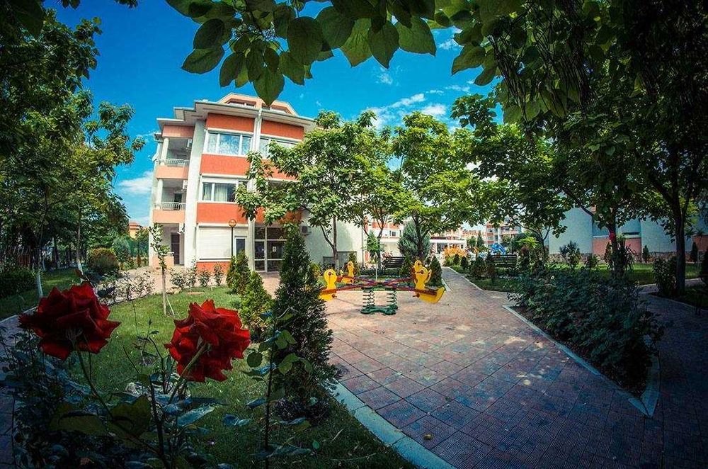 Продава се Двустаен апартамент в к.к. Слънчев бряг - 68 кв.м за 570 €/кв.м - Снимка #9