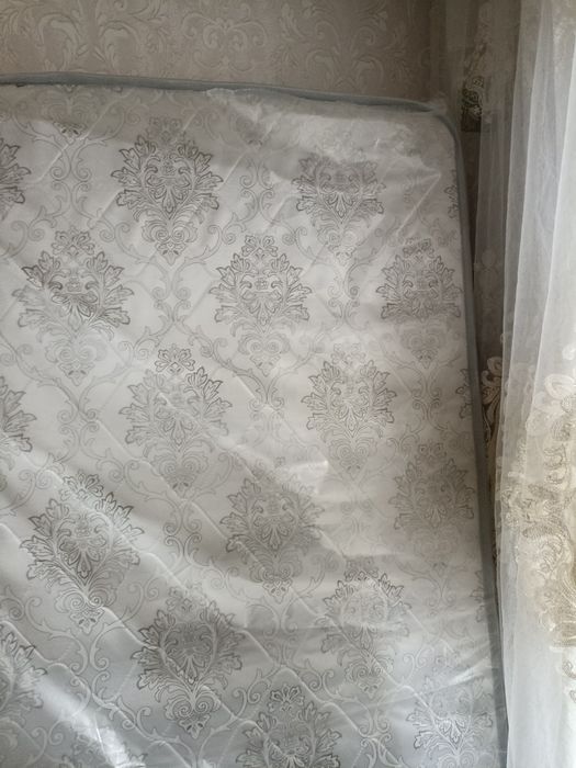 Матрас новый в цалаване упакованный