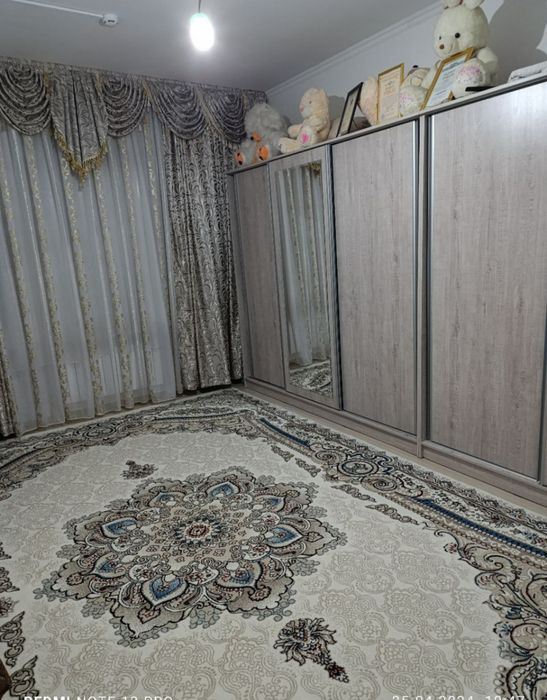 Срочна 16 етажка да 1 етажида 3 х квартира сотилади