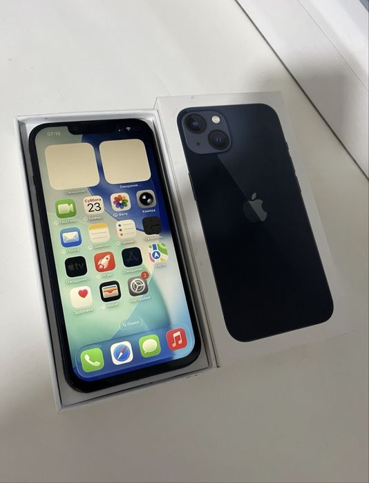 iPhone 13 в отличном состоянии