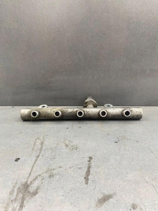 Rampa injectoare 96 456 895 80 Peugeot 407 2004 2.0 HDi MT