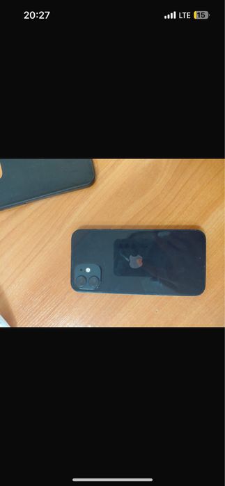 Айфон 12 продам срочно