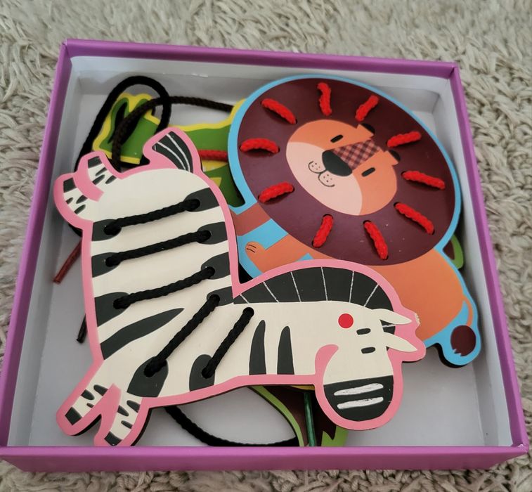 Шнуровка деревянная