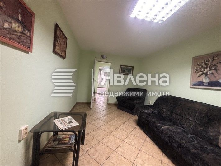 Дава се под наем Магазин в Варна, Колхозен пазар - 75 кв.м за 780 € - Снимка #6