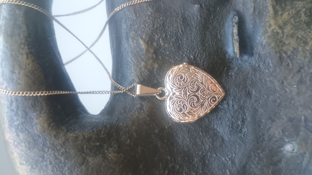 Bijuterie-Inima de aur.