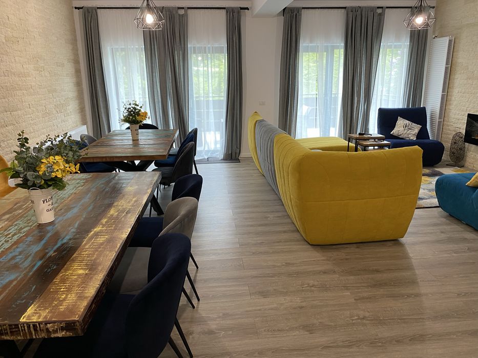 Vila LUX 5 dormitoare, vedere panoramica BUCEGI INCHIRIERE TERMEN LUNG