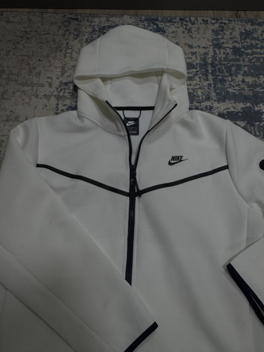 найк теч флис.