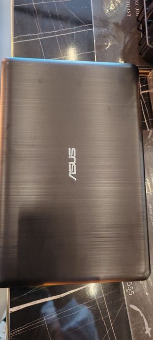 Laptop Asus in stare foarte buna