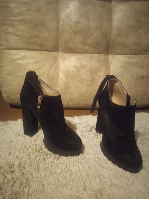 Женская обувь 36 р