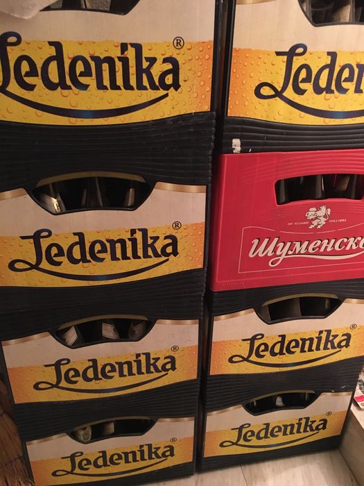 Амбалаж, каси с бирени бутилки, шишета