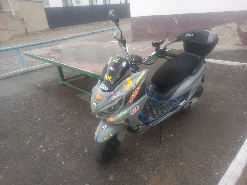 Скутер мопед макси