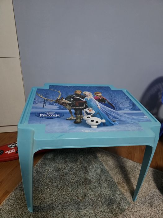 Детска маса Frozen