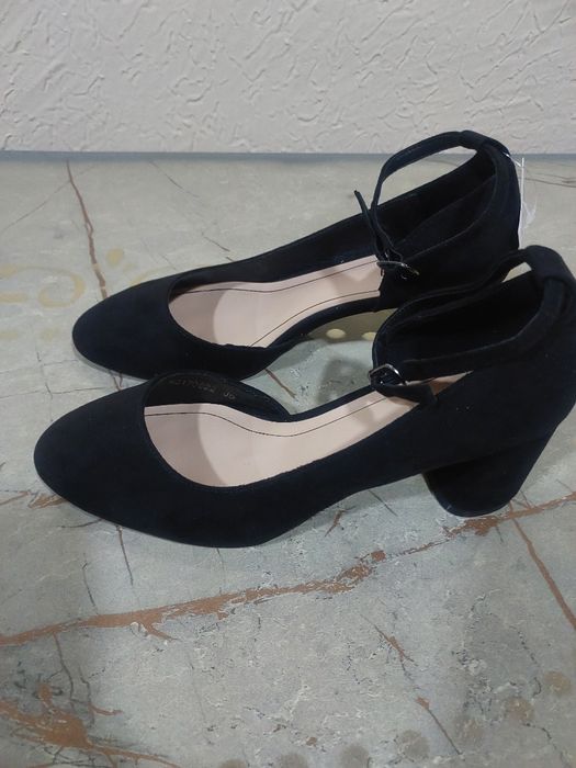 Туфли аёл-кизлар учун