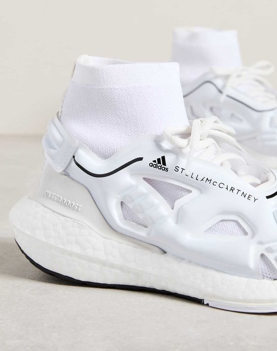 Оригинални маратонки *ADIDAS ULTRABOOST 22 -Stella McCartney* EU40 2/3