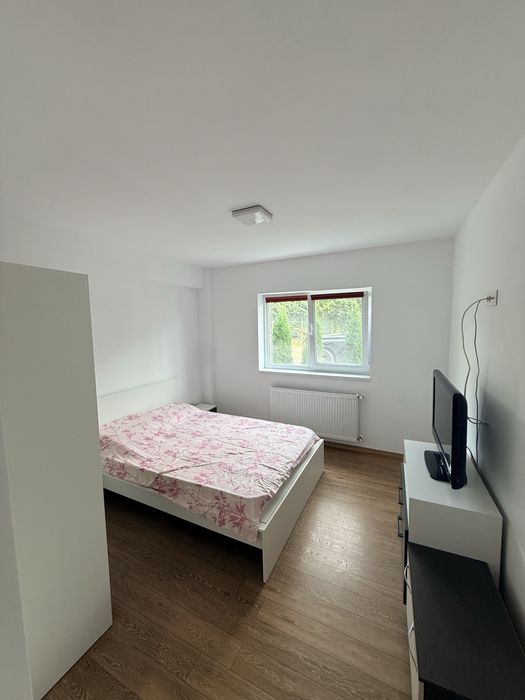 Vand apartament 2 camere
