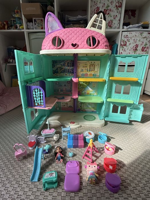 Casuta Gabby Dollhouse