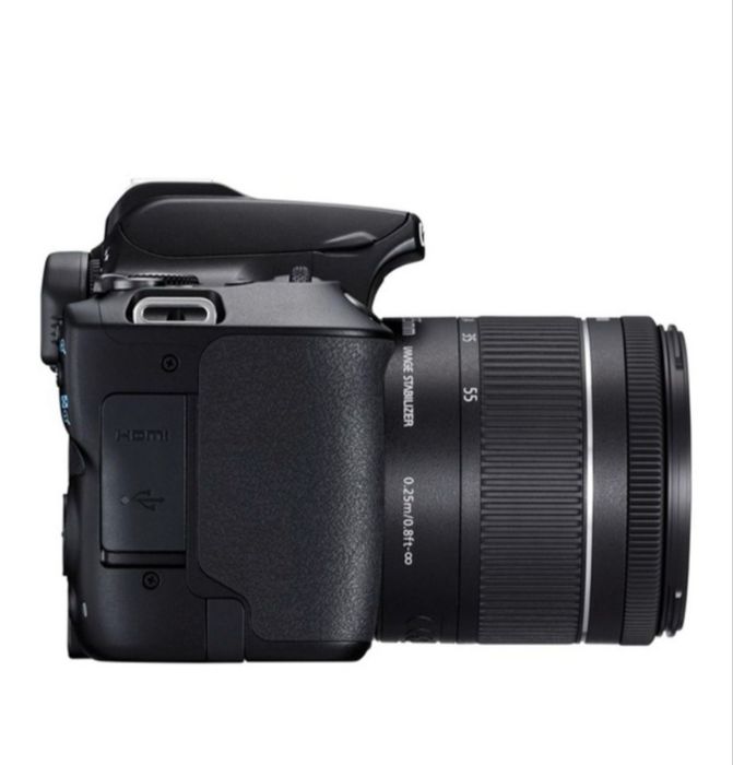 Canon Eos 250d EF-S 18-55mm