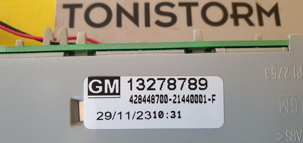 Lampa frana hayon Opel Zafira C nou, gm 13278789