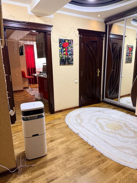 ПРОДАЕТСЯ 4/4/18 на: Ц2   Мирзо_улугбекский район