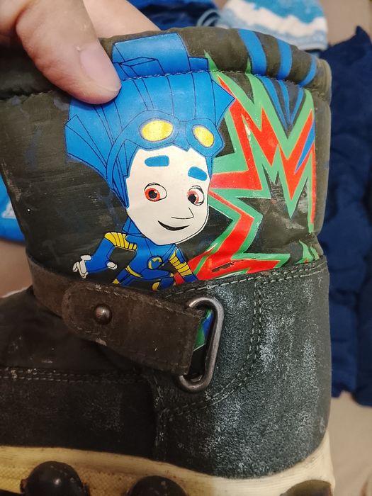 Продам зимний комплект