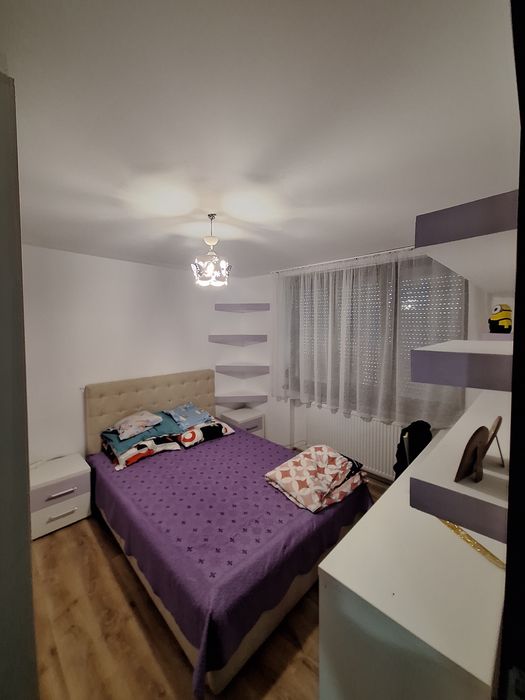 Se inchiriaza apartament cu 3 camere