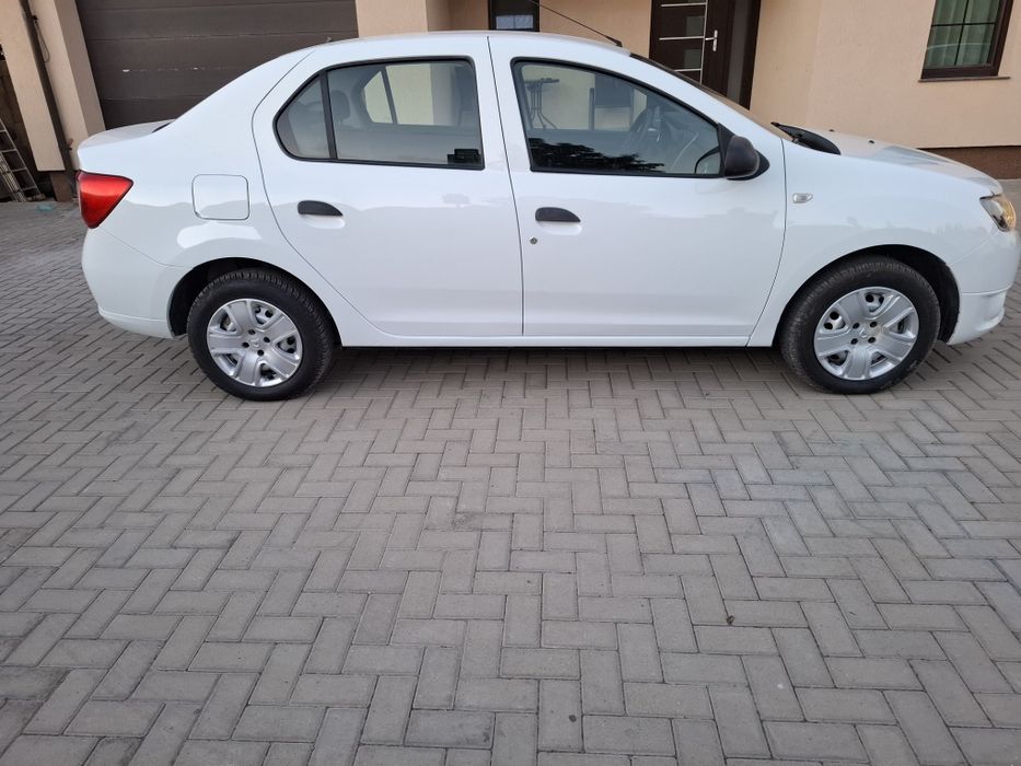Vand doua Dacia Logan 1,2 au fost taxi 2000 euro bucata,stare foarte bună. Nu au aer condiționat ..
