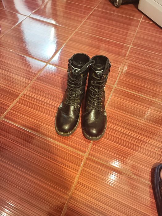 Bocanci negri CCC, pt fete