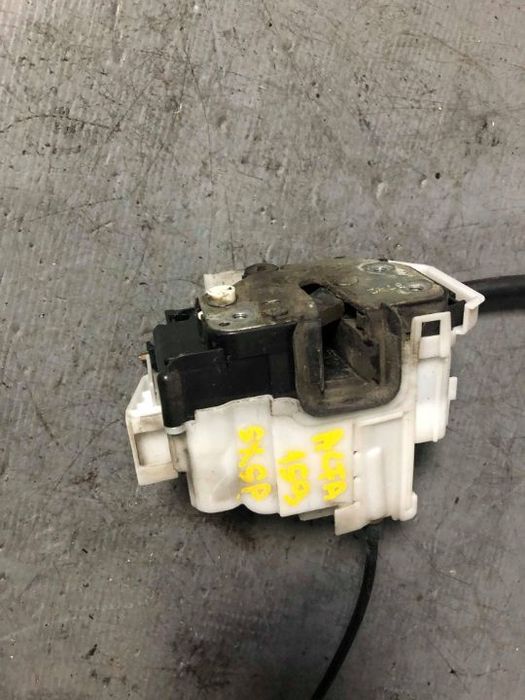 broasca iala stanga spate alfa romeo 159