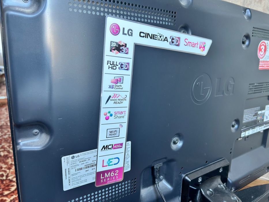 Смарт телевизор LG