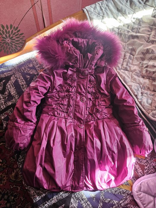 Зимняя куртка р.98 для девочки 3-5 лет