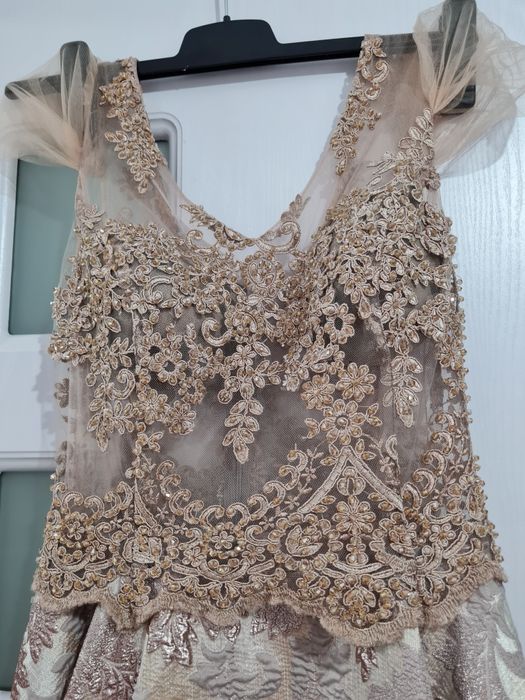 Rochie nasa,soacră