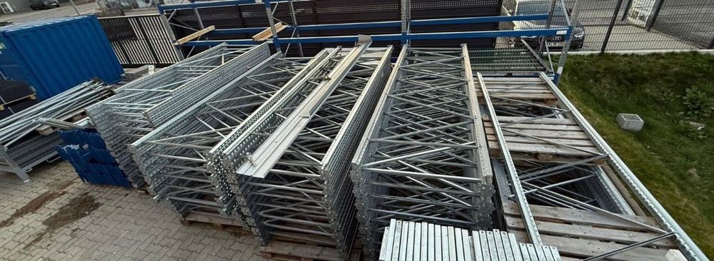 Rafturi metalice industriale