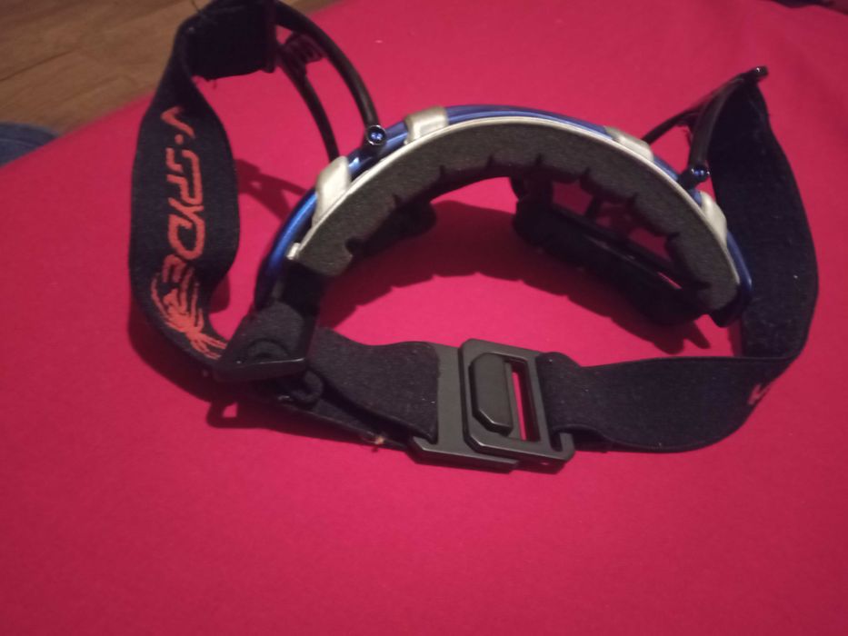 Продавам очила V- Spider изгодно