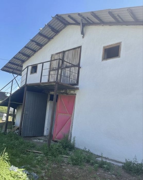 Продам конюшню, постой для лошадей