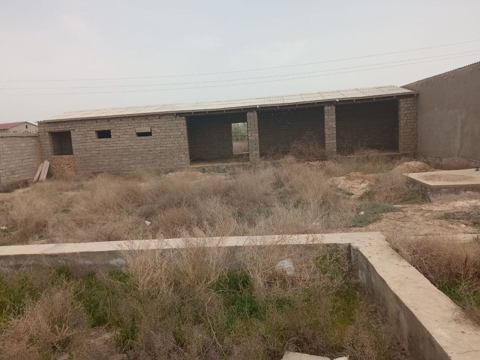 Qurilishi tugallanmagan chala uchastka sotiladi