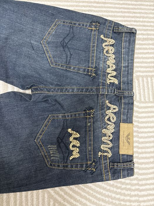 Джинсы Armani прямого кроя
