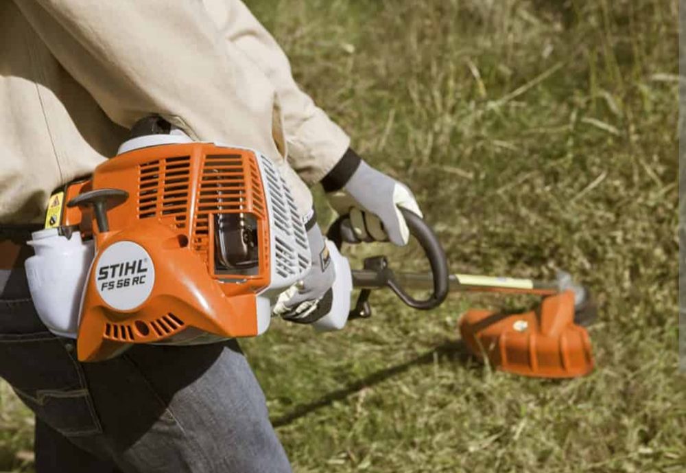 Косене и почистване на дворове.